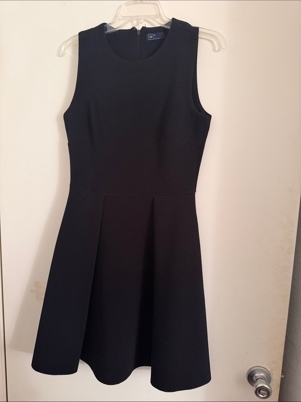 GAP Black Sleeveless Fit-and-Flare Mini Dress